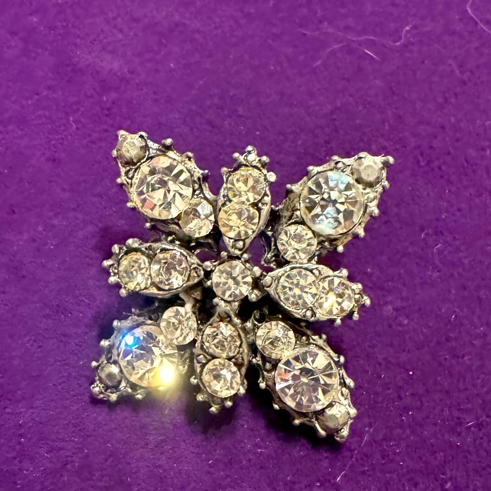 Vintage Square Rhinestone Silver Tone Brooch - Picture 2 of 5